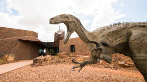 Australian Age of Dinosaurs buildingentry