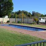 Longreach Tourist Park 8